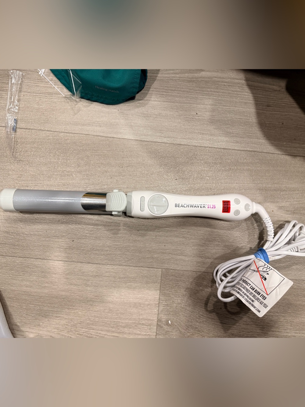 The Beachwaver Co. White and Silver Curling Iron